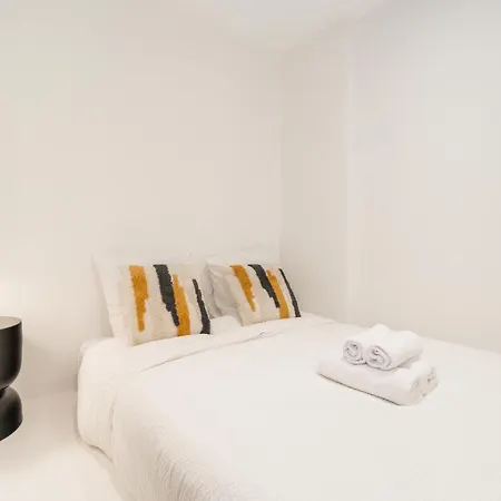 Appartamento Cozy In Lively Neighborhood 3p *